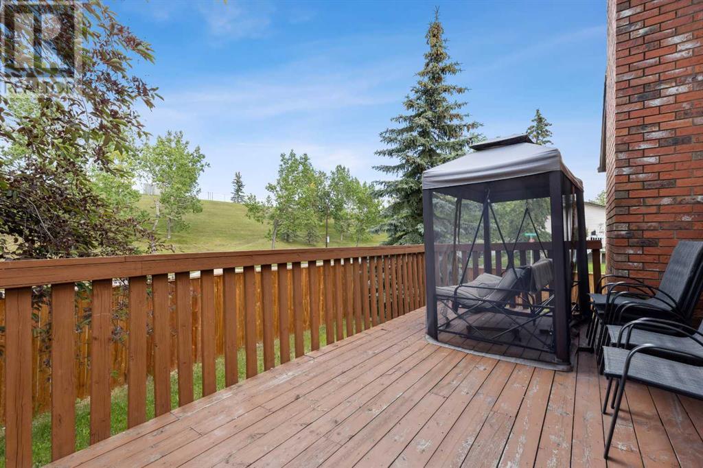 Single Family House Bi-level for Sale in  Ranchero Rise NW Ranchlands Calgary 