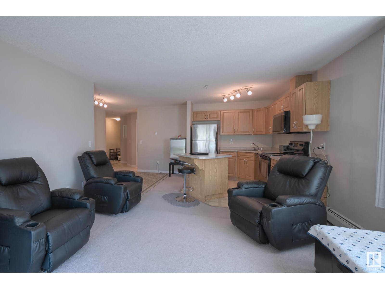 Photo 7 of 204 9945 167 St Nw, Edmonton AB