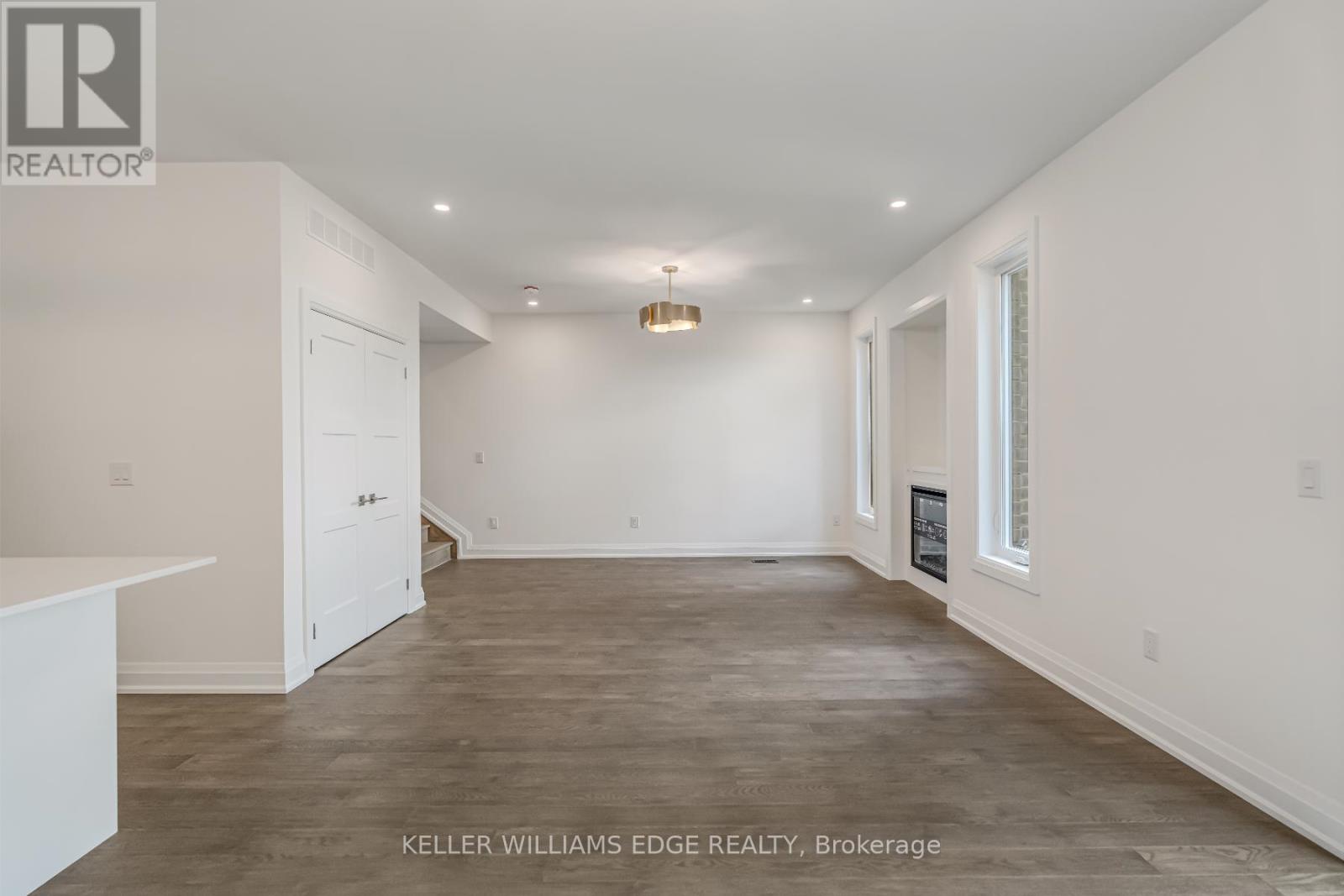 Photo 28 of 8 2154 Walkers Line, Burlington ON