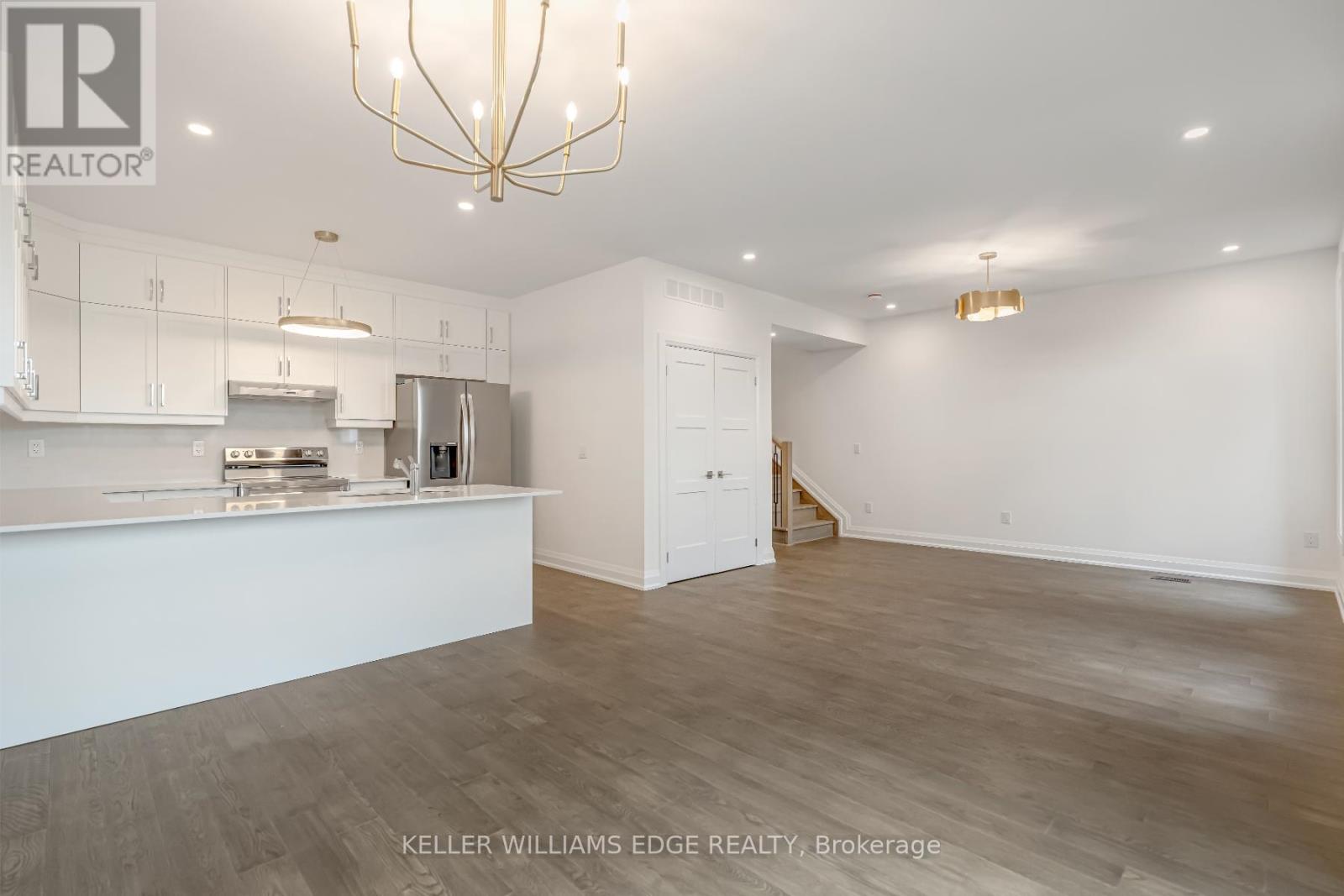 Photo 27 of 8 2154 Walkers Line, Burlington ON