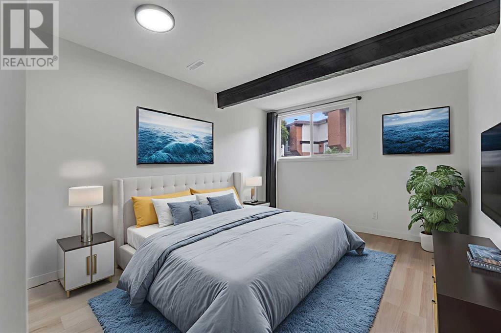Single Family House Bi-level for Sale in  Pinemont Bay NE Pineridge Calgary 