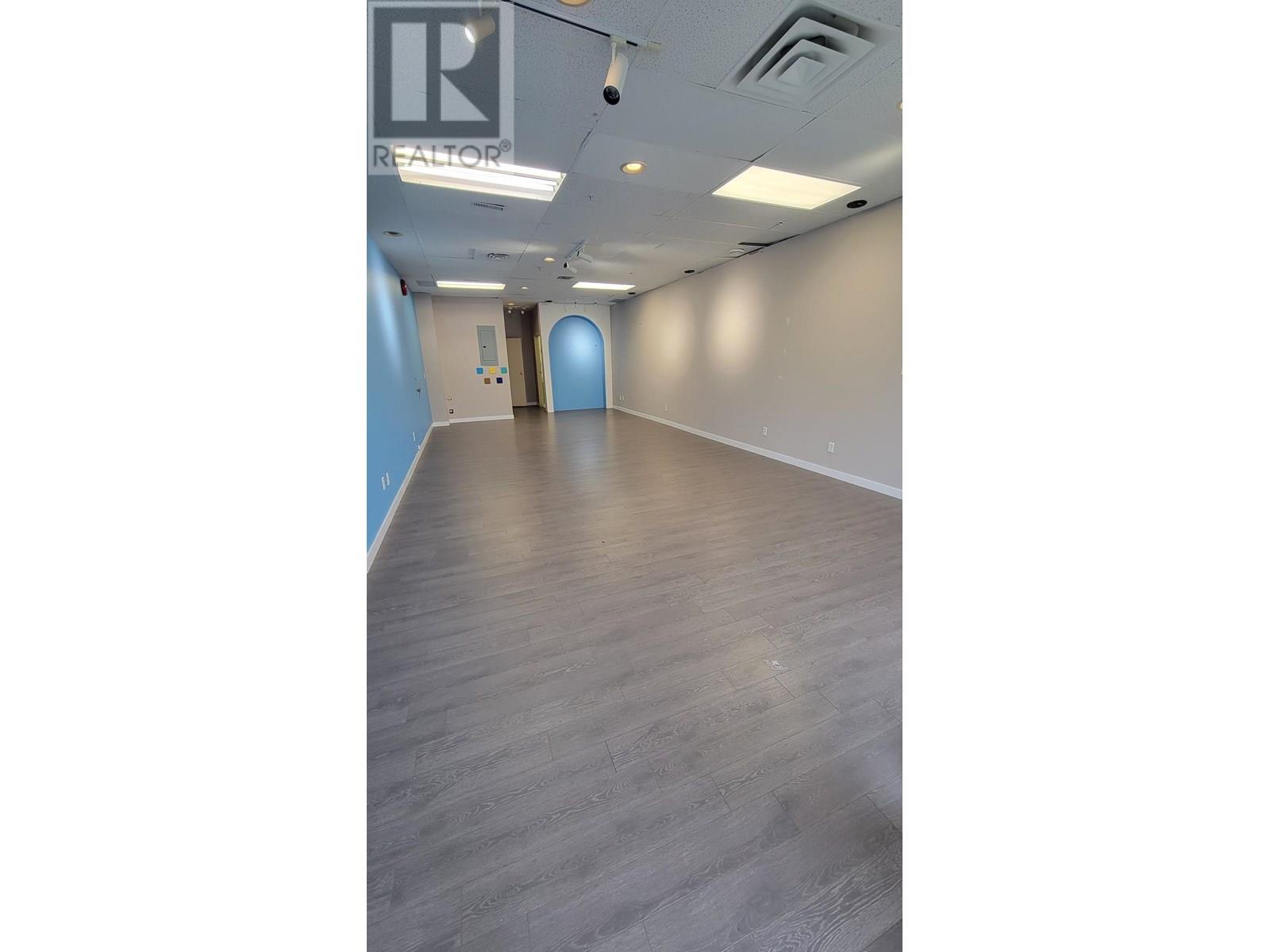Photo 6 of 102 5701 Granville Street, Vancouver BC