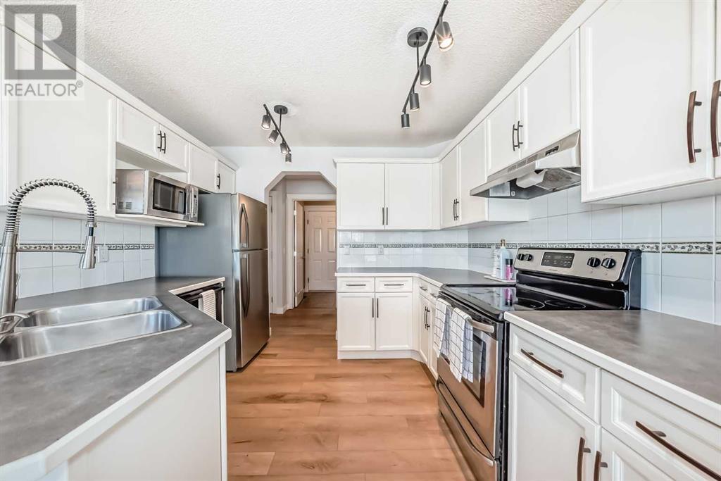 Single Family House for Sale in  Citadel Way NW Citadel Calgary 