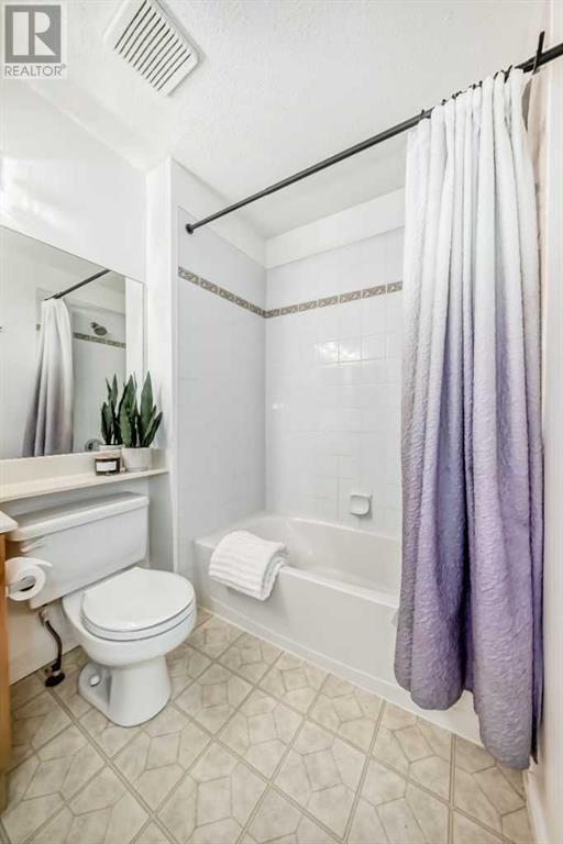 Single Family House for Sale in  Citadel Way NW Citadel Calgary 