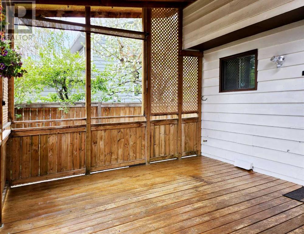 Single Family House for Sale in  Woodmont Way SW Woodbine Calgary 