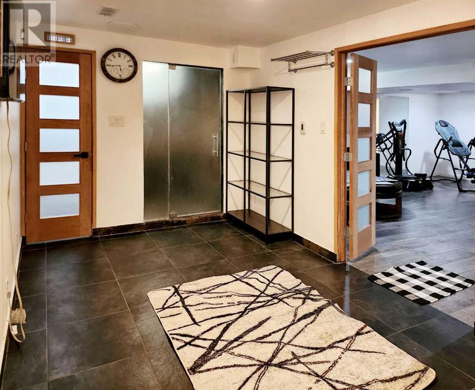 Single Family House for Sale in  Woodmont Way SW Woodbine Calgary 