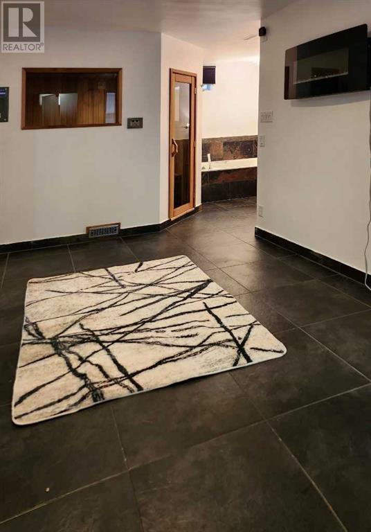 Single Family House for Sale in  Woodmont Way SW Woodbine Calgary 
