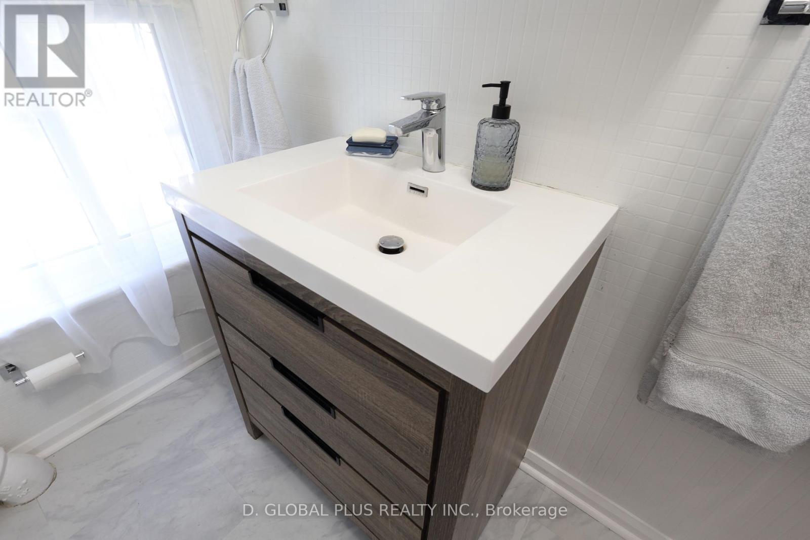 Photo 20 of 545 Adolphus Street, Cornwall ON