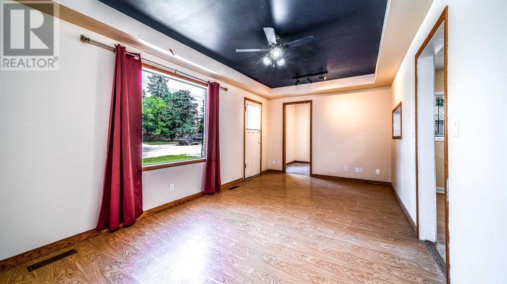 Single Family House Bungalow for Sale in   Avenue NW Bowness Calgary 