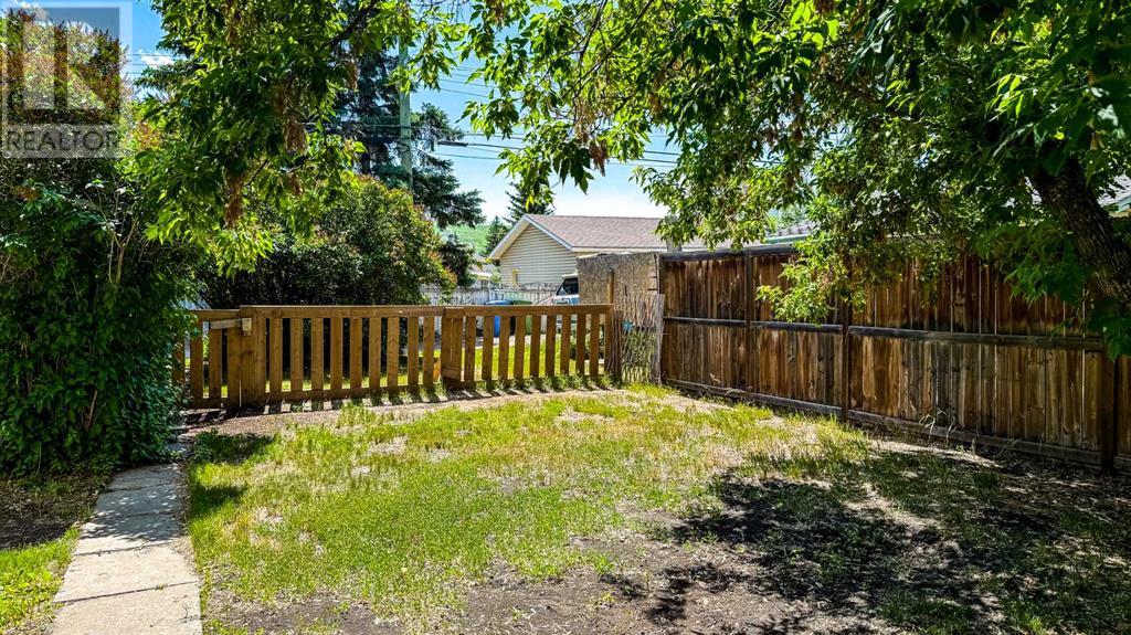 Single Family House Bungalow for Sale in   Avenue NW Bowness Calgary 