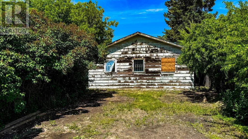 Single Family House Bungalow for Sale in   Avenue NW Bowness Calgary 