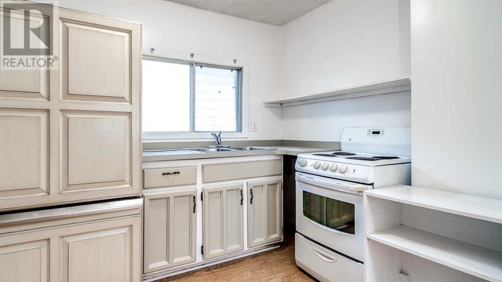 Single Family House Bungalow for Sale in   Avenue NW Bowness Calgary 