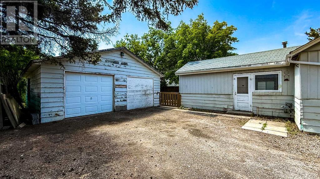 Single Family House Bungalow for Sale in   Avenue NW Bowness Calgary 