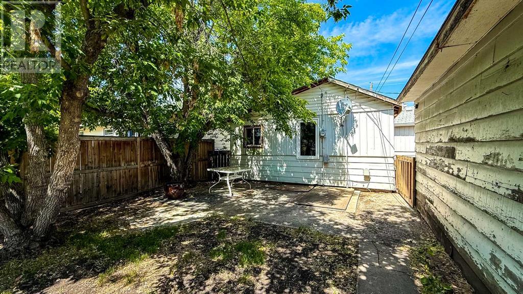 Single Family House Bungalow for Sale in   Avenue NW Bowness Calgary 