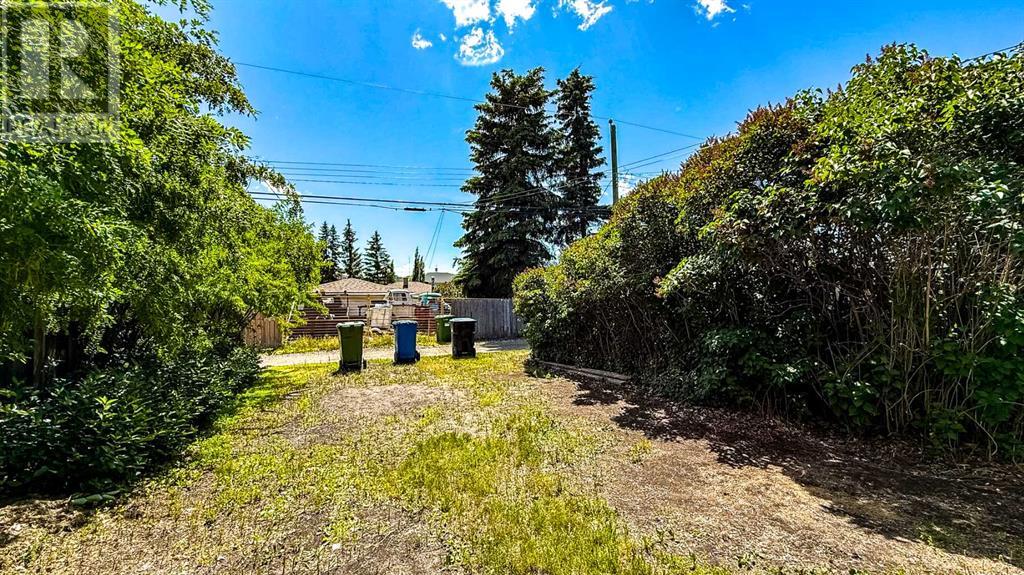 Single Family House Bungalow for Sale in   Avenue NW Bowness Calgary 
