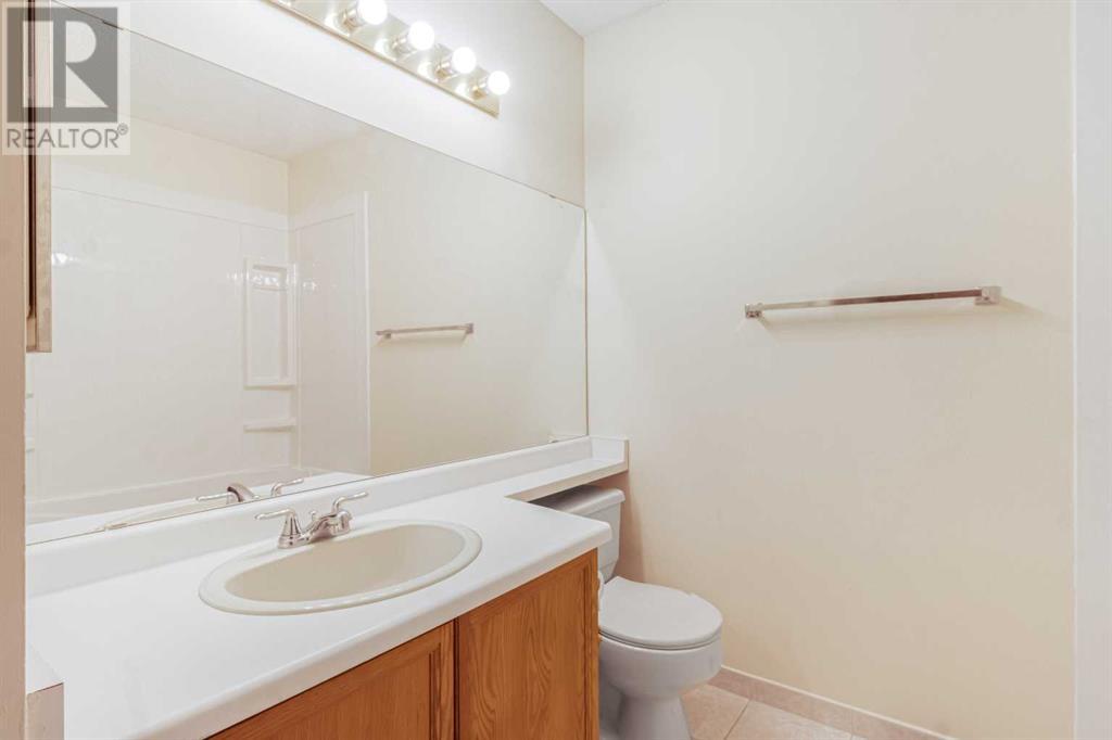Single Family House Bi-level for Sale in  Erin Grove Place SE Erin Woods Calgary 