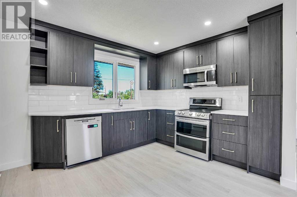 Single Family House Bungalow for Sale in  pensville Road SE Penbrooke Meadows Calgary 