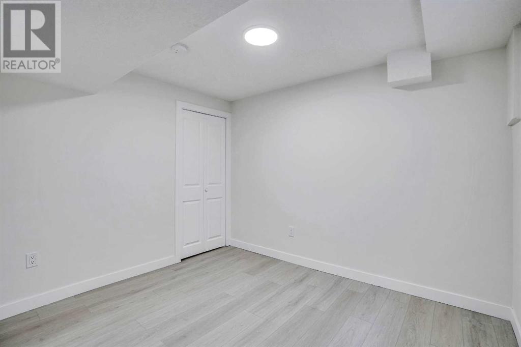 Single Family House Bungalow for Sale in  pensville Road SE Penbrooke Meadows Calgary 