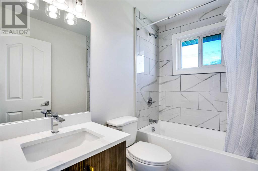 Single Family House Bungalow for Sale in  pensville Road SE Penbrooke Meadows Calgary 