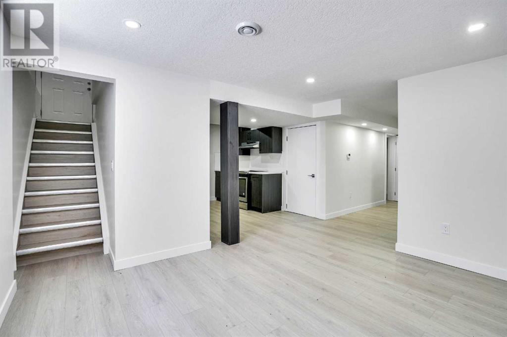 Single Family House Bungalow for Sale in  pensville Road SE Penbrooke Meadows Calgary 