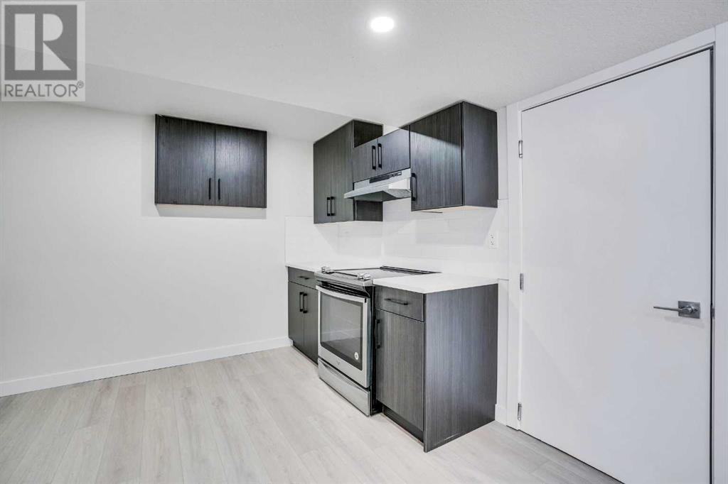 Single Family House Bungalow for Sale in  pensville Road SE Penbrooke Meadows Calgary 