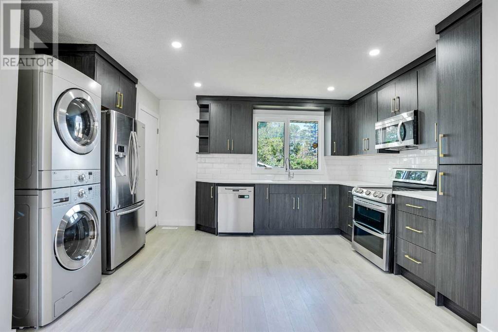 Single Family House Bungalow for Sale in  pensville Road SE Penbrooke Meadows Calgary 