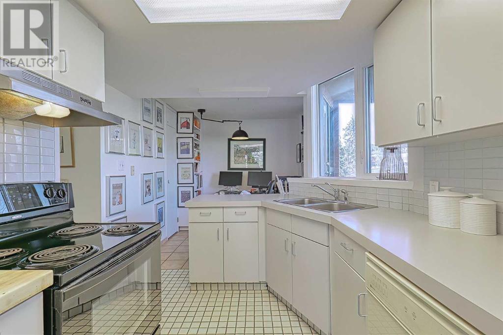 Single Family House for Sale in   Cameron Avenue SW Lower Mount Royal Calgary 