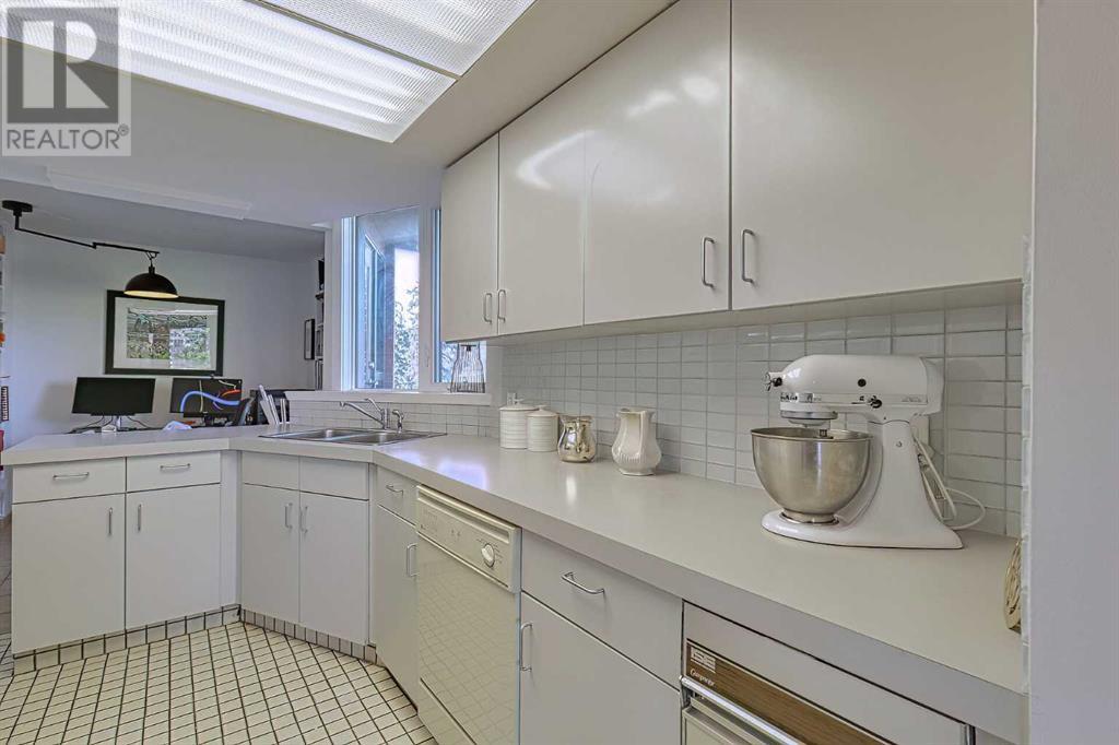 Single Family House for Sale in   Cameron Avenue SW Lower Mount Royal Calgary 
