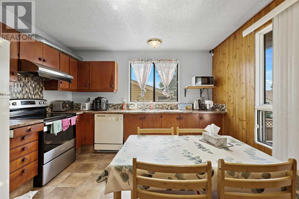 Single Family House Bungalow for Sale in  Aboyne Place NE Abbeydale Calgary 