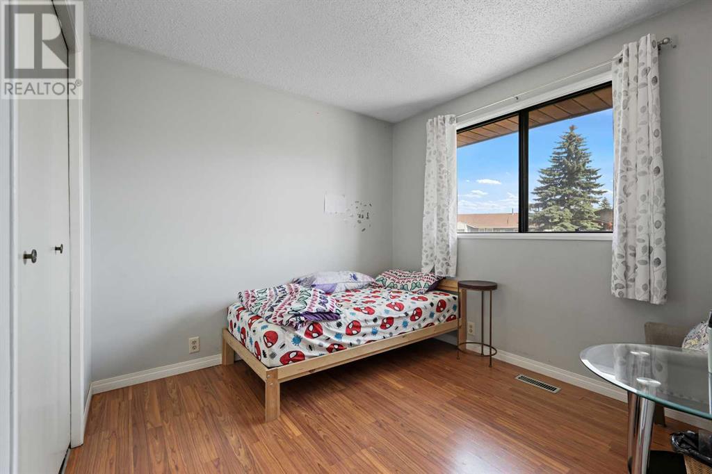 Single Family House Bungalow for Sale in  Aboyne Place NE Abbeydale Calgary 