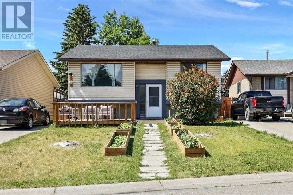 136 Aboyne Place NE, Calgary, Alberta
