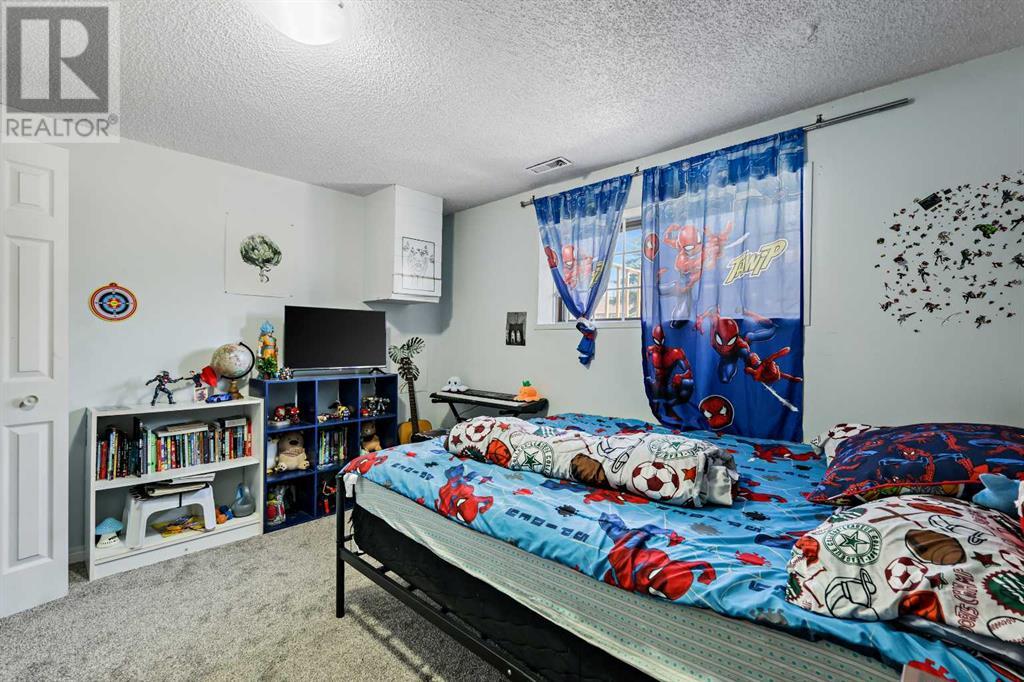 Single Family House Bungalow for Sale in  Aboyne Place NE Abbeydale Calgary 