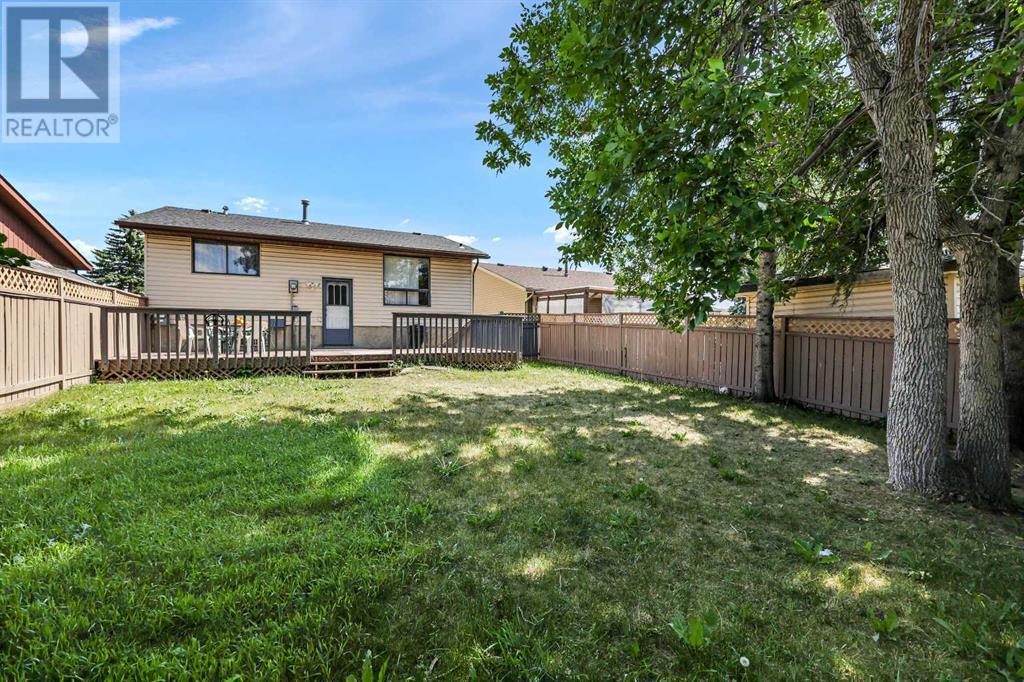 Single Family House Bungalow for Sale in  Aboyne Place NE Abbeydale Calgary 