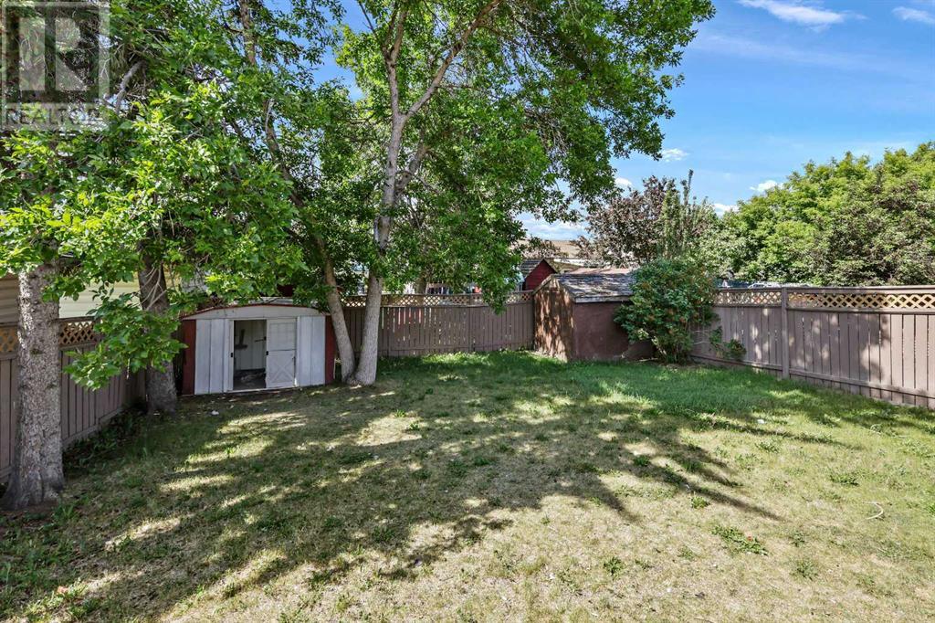 Single Family House Bungalow for Sale in  Aboyne Place NE Abbeydale Calgary 