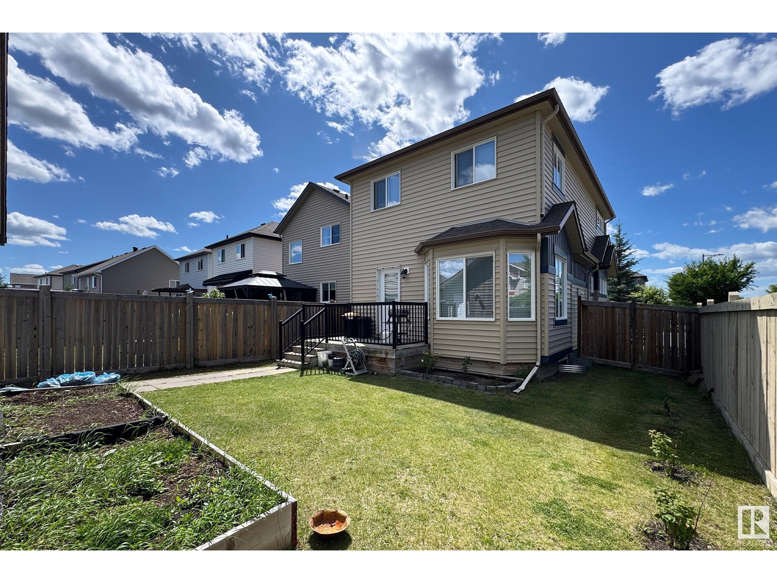 Photo 25 of 1503 63 St Sw, Edmonton AB