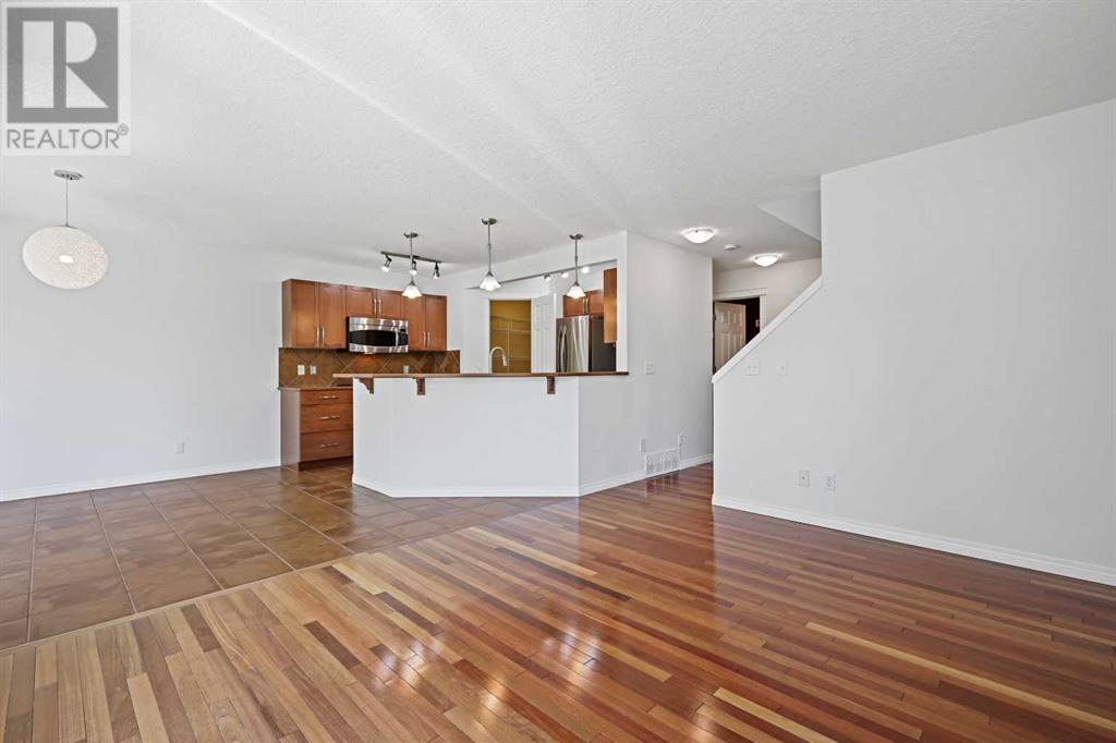Single Family House for Sale in  Rockyspring Green NW Rocky Ridge Calgary 