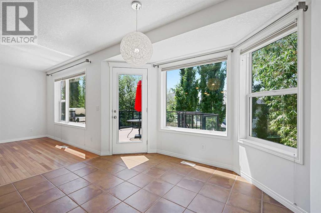Single Family House for Sale in  Rockyspring Green NW Rocky Ridge Calgary 