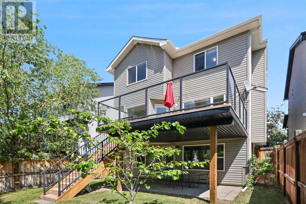 Single Family House for Sale in  Rockyspring Green NW Rocky Ridge Calgary 