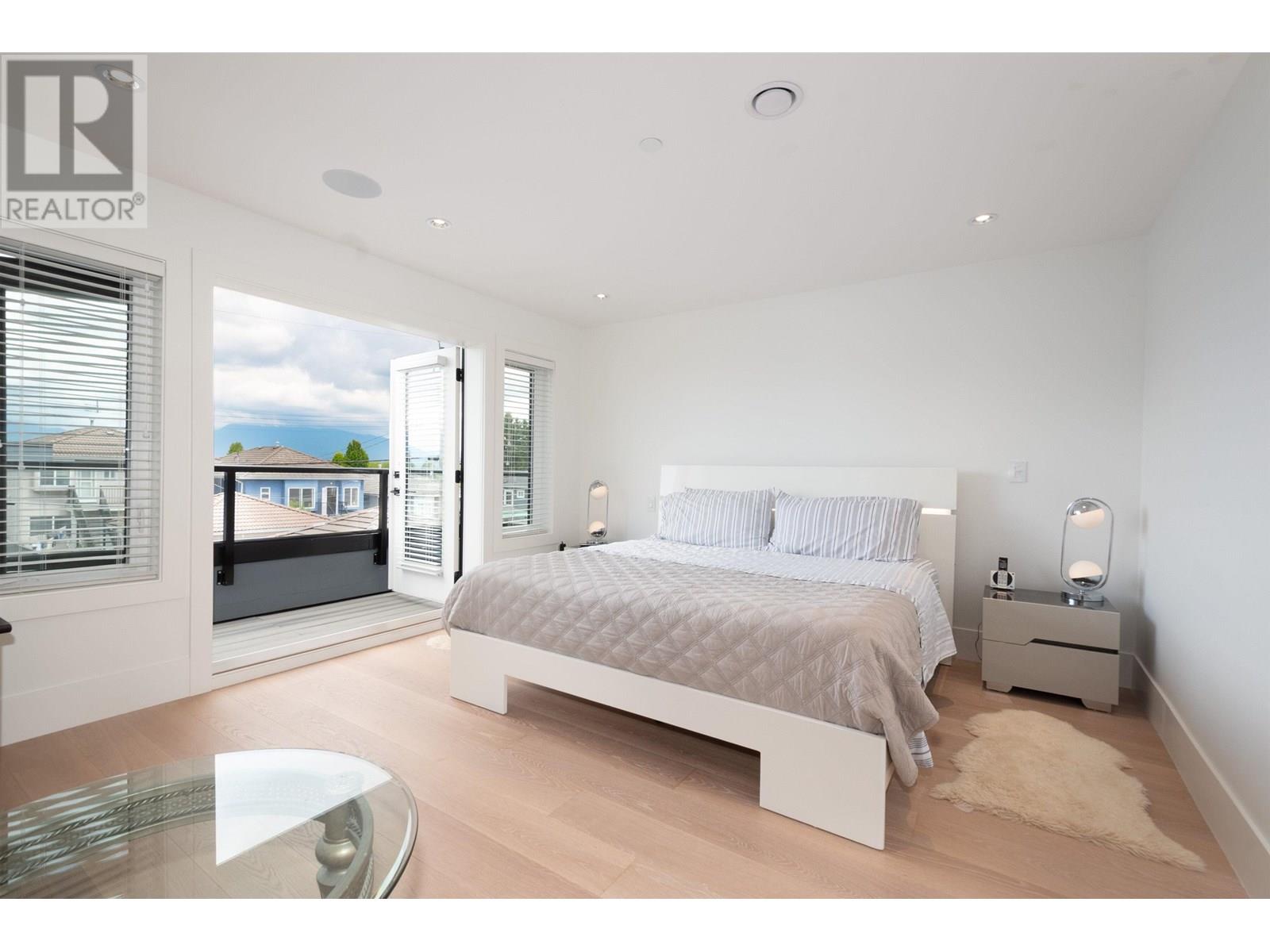 Photo 14 of 2765 E 27th Avenue, Vancouver BC
