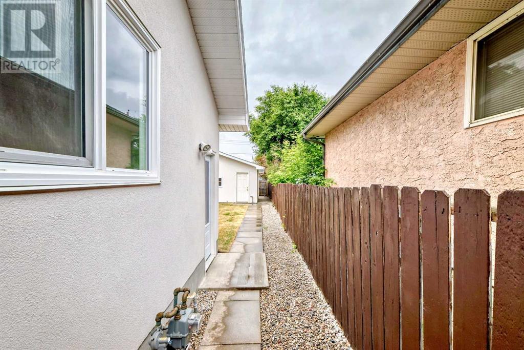 Single Family House Bungalow for Sale in  Penbrooke Crescent SE Penbrooke Meadows Calgary 