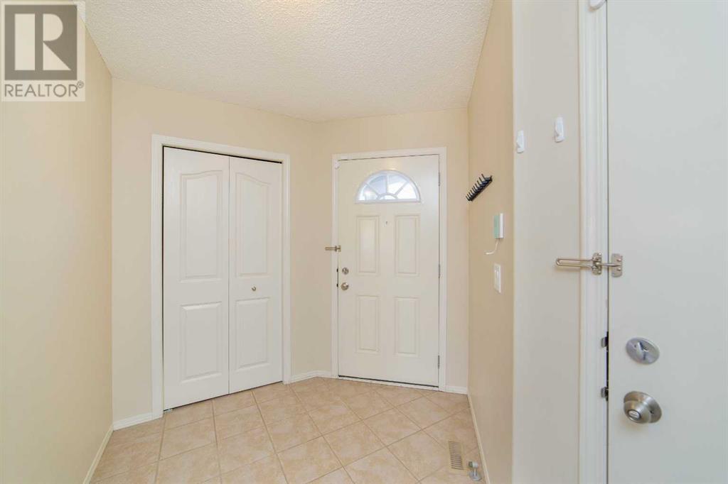 Single Family House for Sale in  Sage Valley Close NW Sage Hill Calgary 