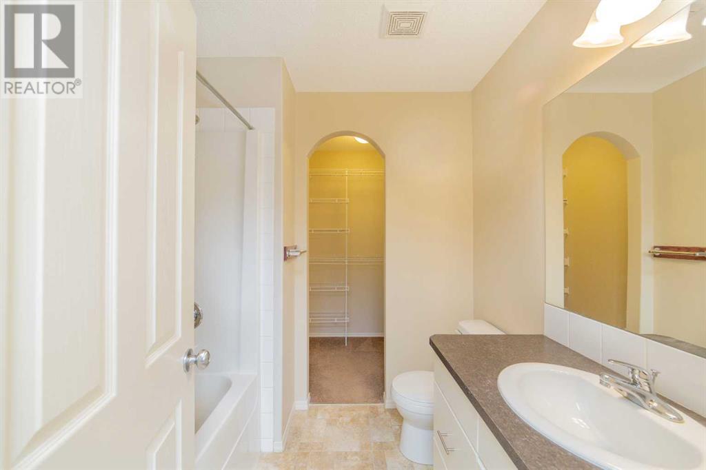 Single Family House for Sale in  Sage Valley Close NW Sage Hill Calgary 