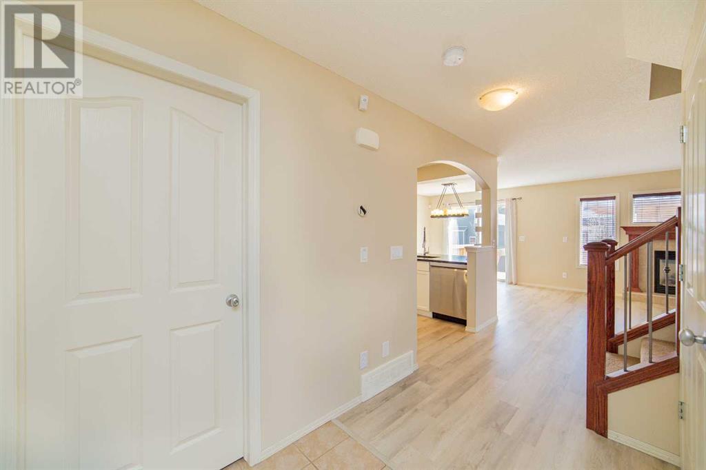 Single Family House for Sale in  Sage Valley Close NW Sage Hill Calgary 