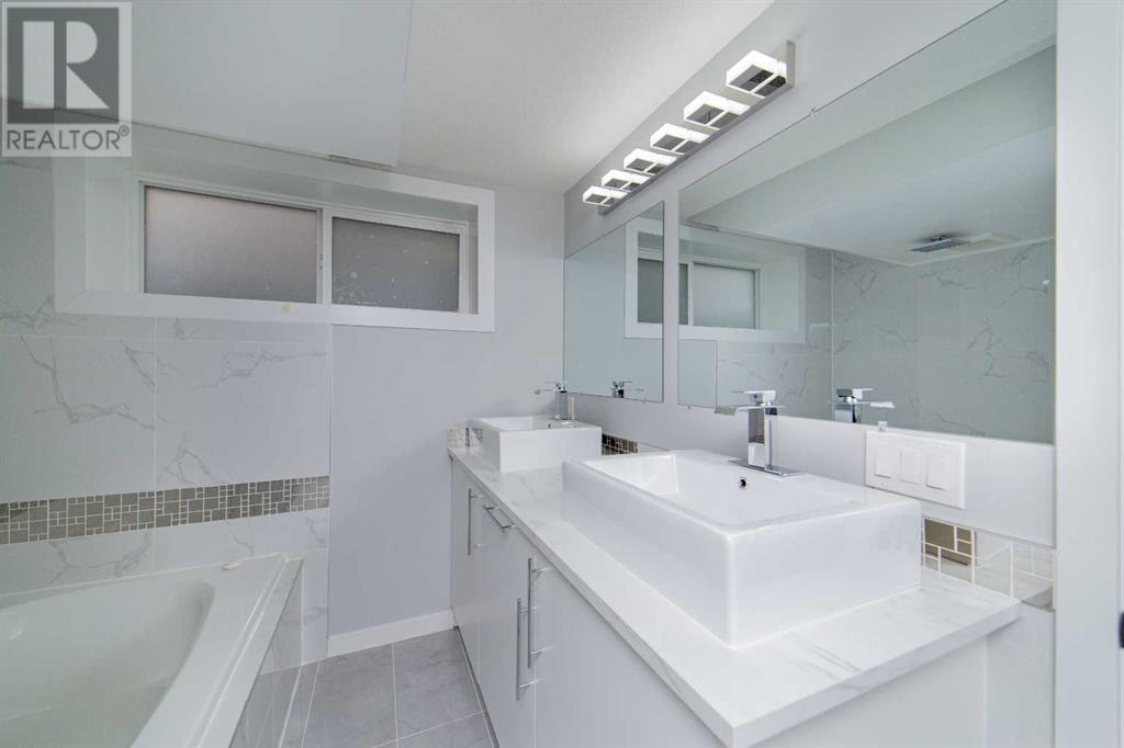 Single Family House for Sale in  Sage Valley Close NW Sage Hill Calgary 