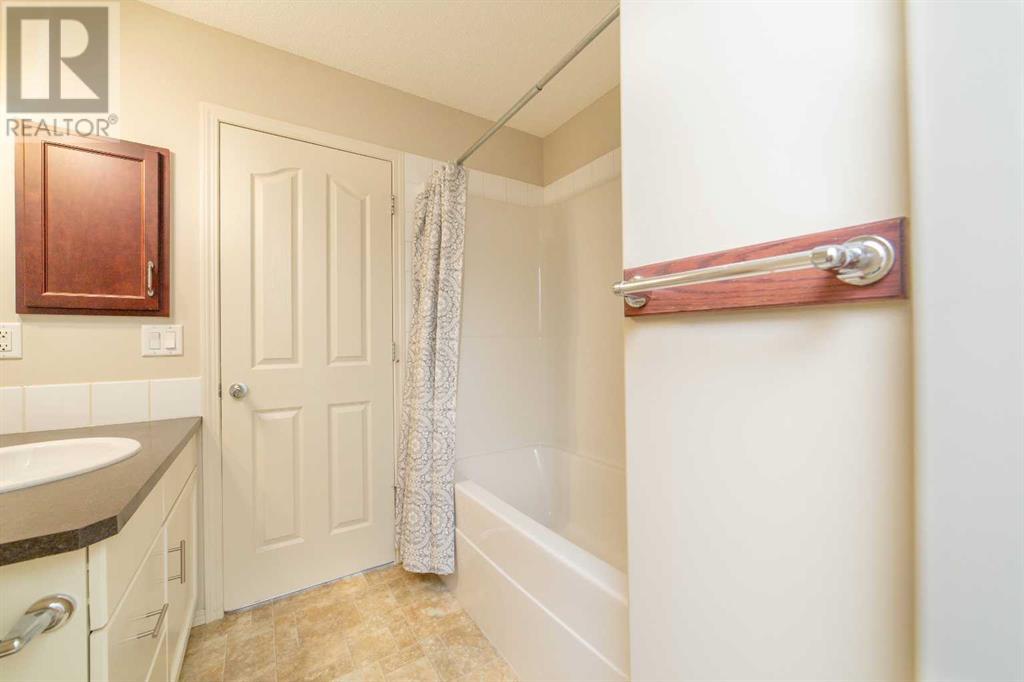 Single Family House for Sale in  Sage Valley Close NW Sage Hill Calgary 