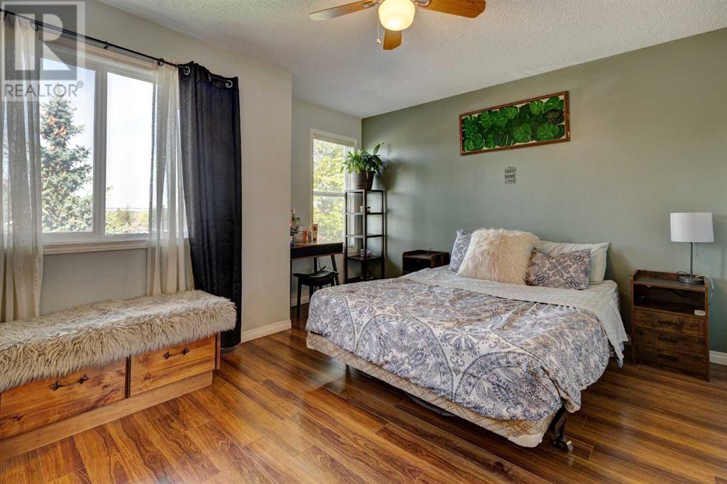 Single Family House for Sale in   Street SE Ogden Calgary 