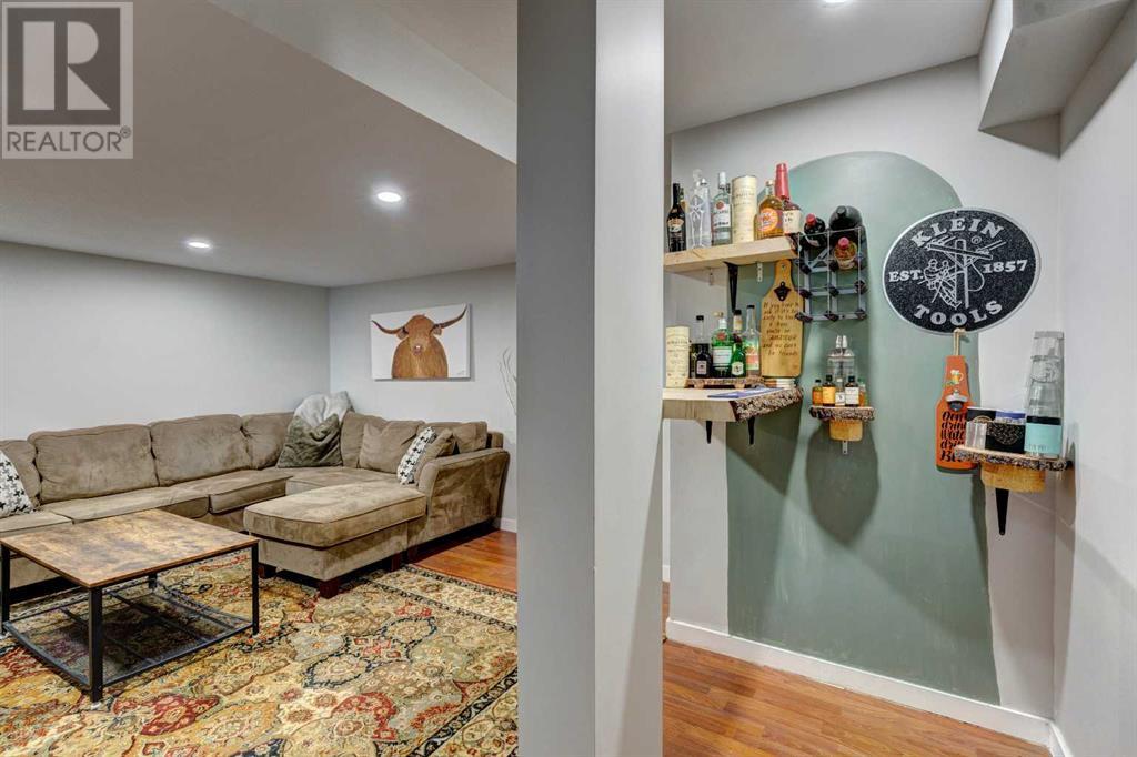 Single Family House for Sale in   Street SE Ogden Calgary 