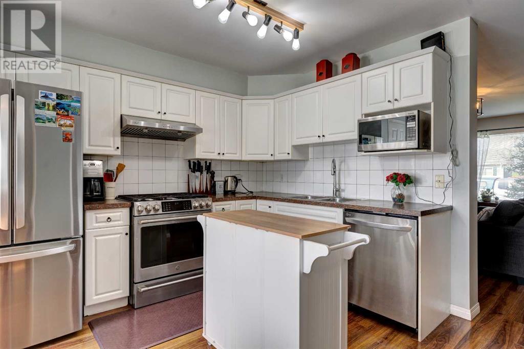 Single Family House for Sale in   Street SE Ogden Calgary 