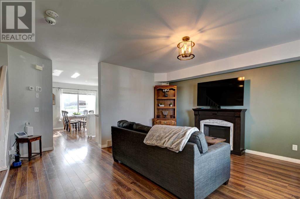 Single Family House for Sale in   Street SE Ogden Calgary 