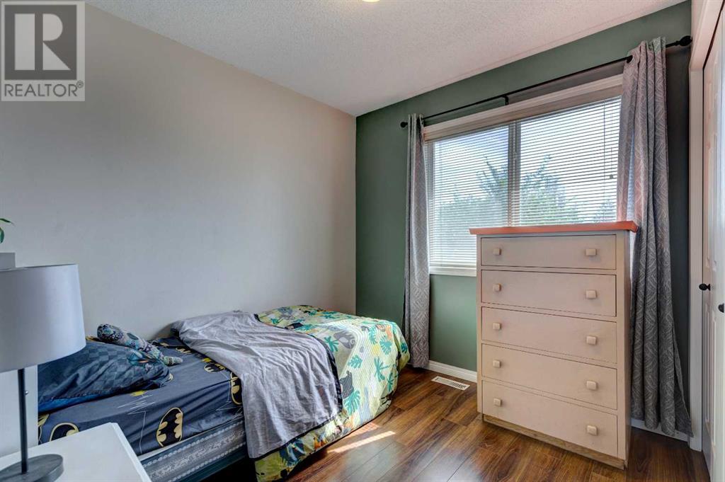Single Family House for Sale in   Street SE Ogden Calgary 